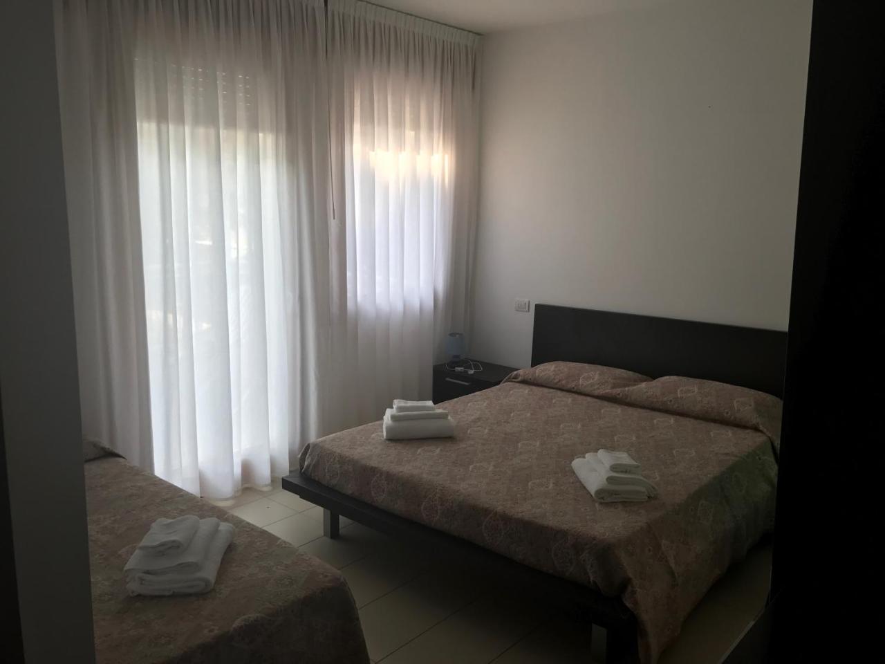 Triple Room,1722992437:JPEG